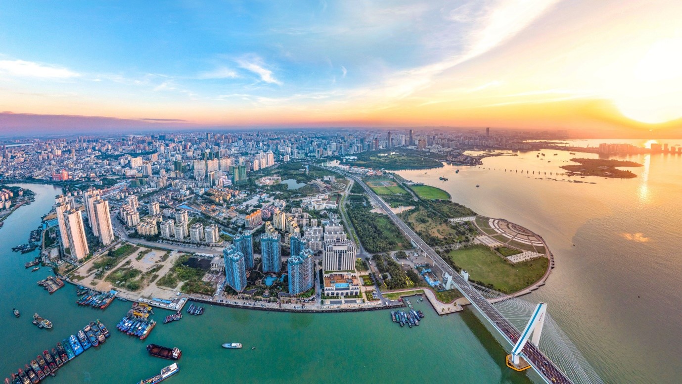 (An aerial view of Hainan Island) Hubs like Hainan are a key part of the recovery in global travel retail